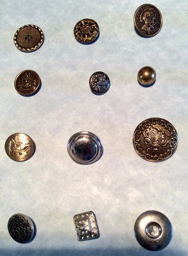25 ANTIKE verschiedene Metall KNÖPFE oder Set in Metall, 20er -50er Jahre verschiedene Sorten - Bild 6 von 8