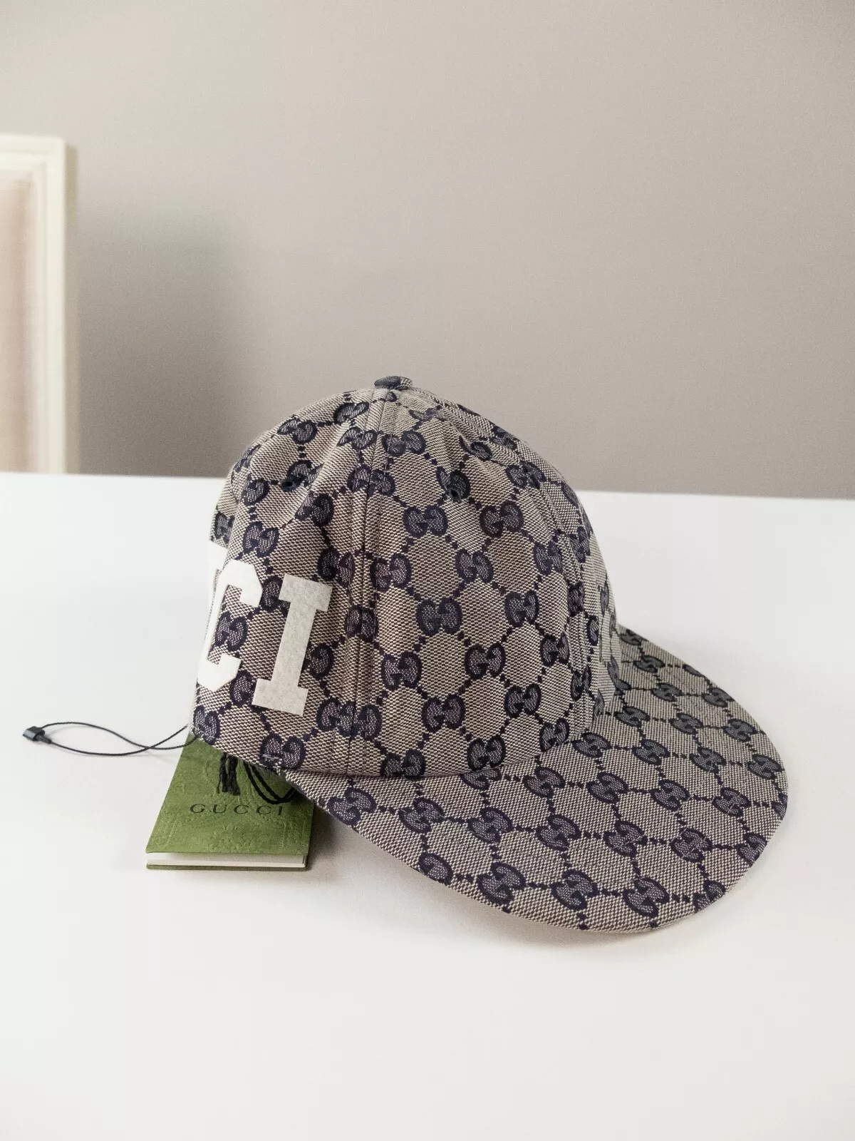 Casquette de baseball toile logo GUCCI gris suprême GG Web taille 58 / Medium authentique