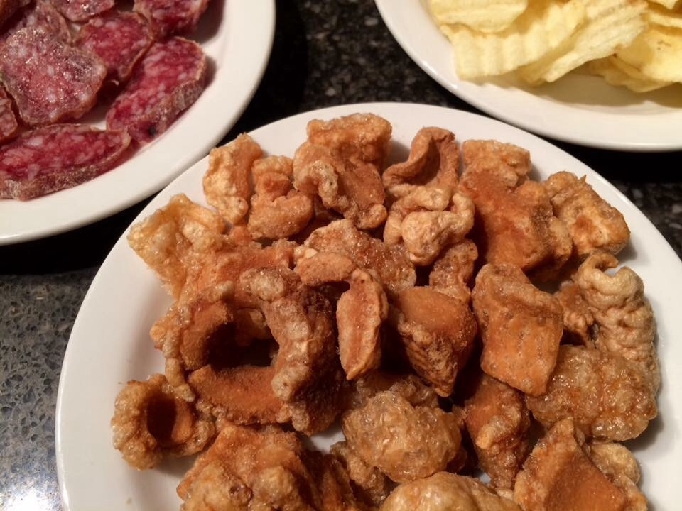 Mac's pork cracklins/chicharrones caseros fried out pork fat with skin 8oz snack eBay