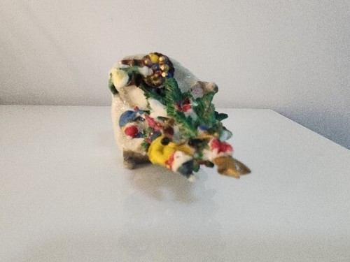 VTG Christmas Village Scene Figurine family Decorating Outdoor Christmas Tree - Picture 9 of 11