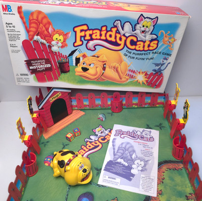 1994 Fraidy Cats Board Game Milton Bradley Complete & Working Motorized Bulldog