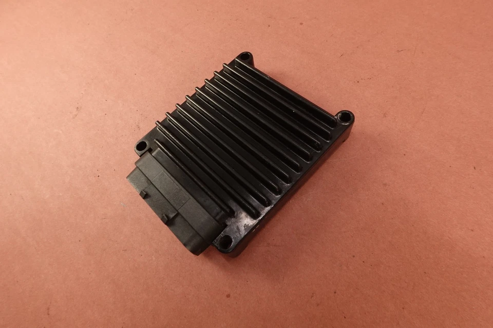 01-06 Harley Davidson Electra Glide FLHTCUI ECU CDI COMPUTER CONTROLLER UNIT - Image 2 of 4