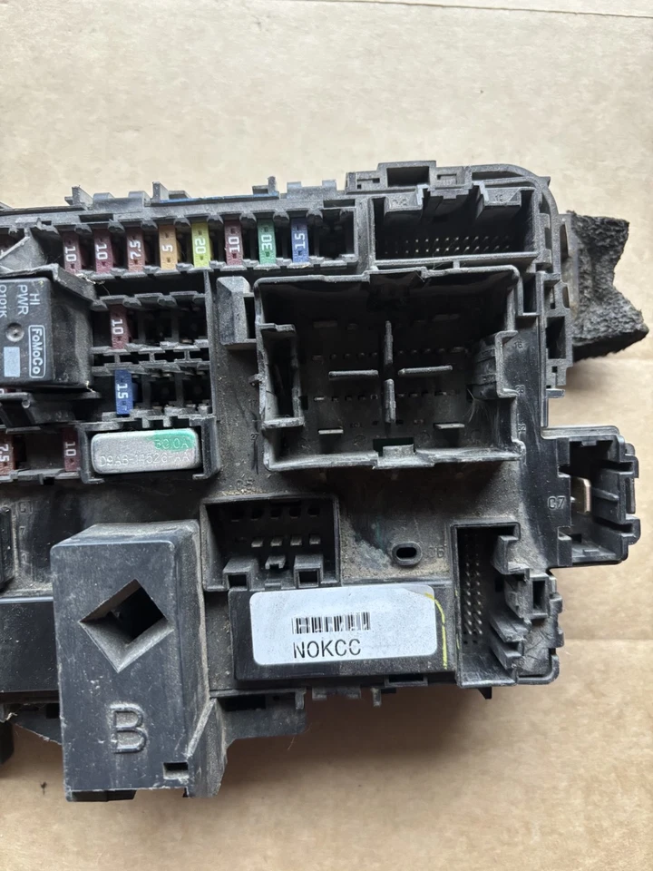 2011/2012 FORD F350 FUSE BOX RELAY MODULE BC3T-14B476-CF OEM - Image 3 of 4