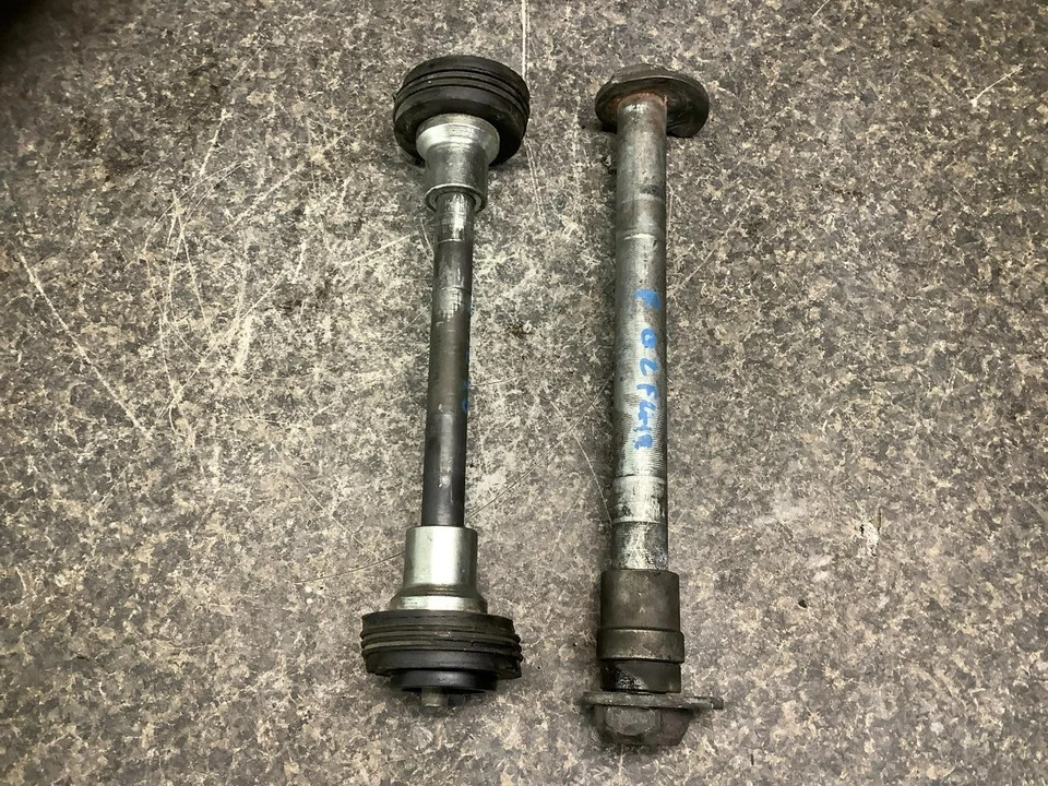 02 Harley Davidson Road King FLHR Pivot Bolt + Rear Axle 21G - Image 2 of 2