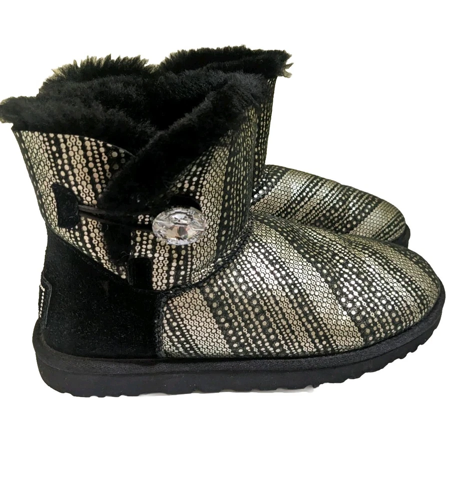 Talla 9 UGG Mini Bailey Brillo Metálico Lunares Bling Botón Negro Botas Zapatos Foto 3 de 4