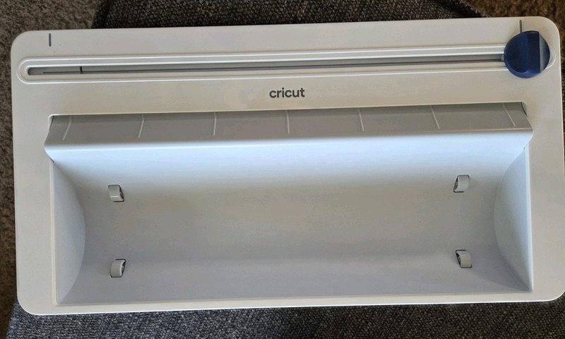 Cricut Roll Holder for Smart Materials