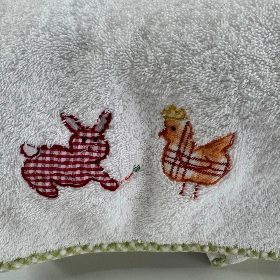 Juego de 4 toallas blancas Pottery Barn niños apliques animales guinga bordada Foto 3 de 4
