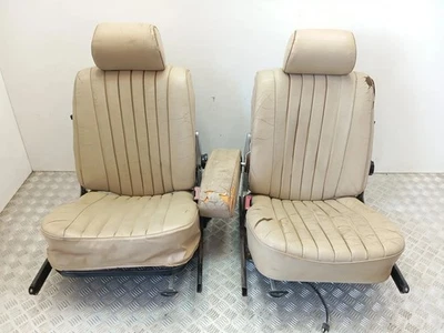MERCEDES-BENZ SL R107 Set de sièges 3.8 Essence 150kw 1982 37734728 - Photo 1/4