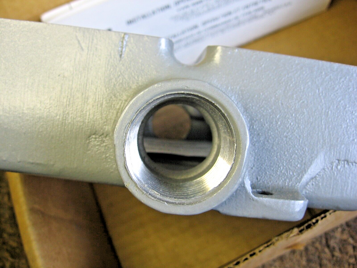 Killark Device Box Gray 47.0 Cu. In Capacity FD-1 - Foto 9