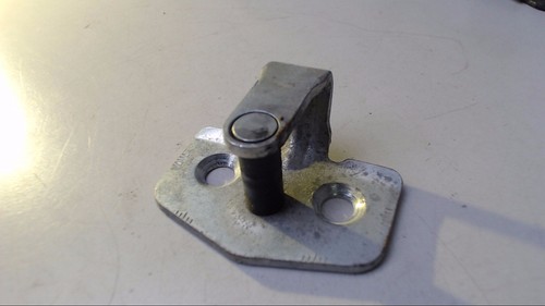 Verschlusshaken Fanghaken Schliesskeil Rechts Opel Astra GTC 1.9 Cdti DPF Bj