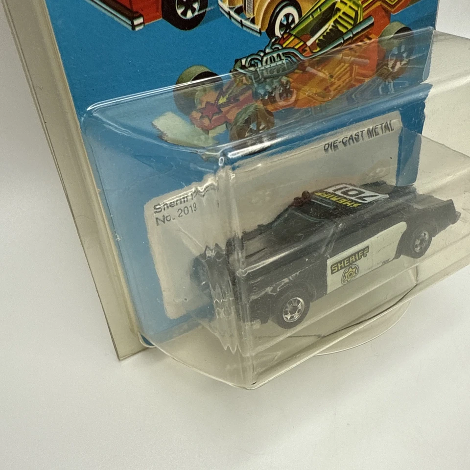 De colección 1982 Hot Wheels Sheriff Patrol Negro Diecast Mattel #2019 con protector Foto 4 de 4