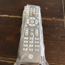 GE General Electric 33709 Ultra Pro 4-Device Universal TV Remote Brushed Silver.