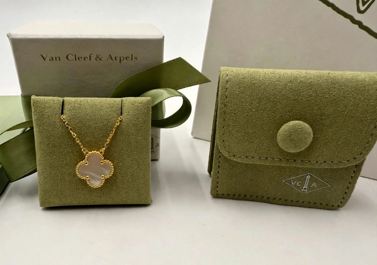 Van Cleef & Arpels Yellow Gold 18k Metal Purity Fine Jewelry for