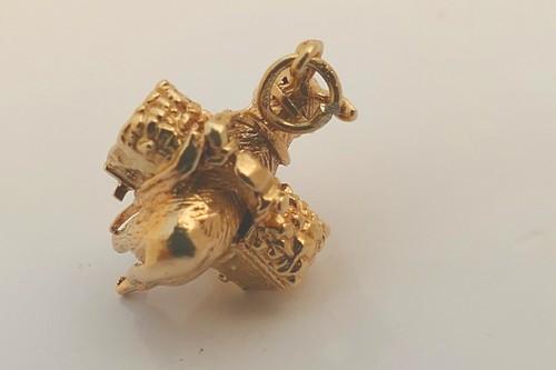 RARE VINTAGE HM 9ct GOLD 3D DONKEY WITH LOADED BASKETS CHARM 5.96 g - Picture 7 of 11