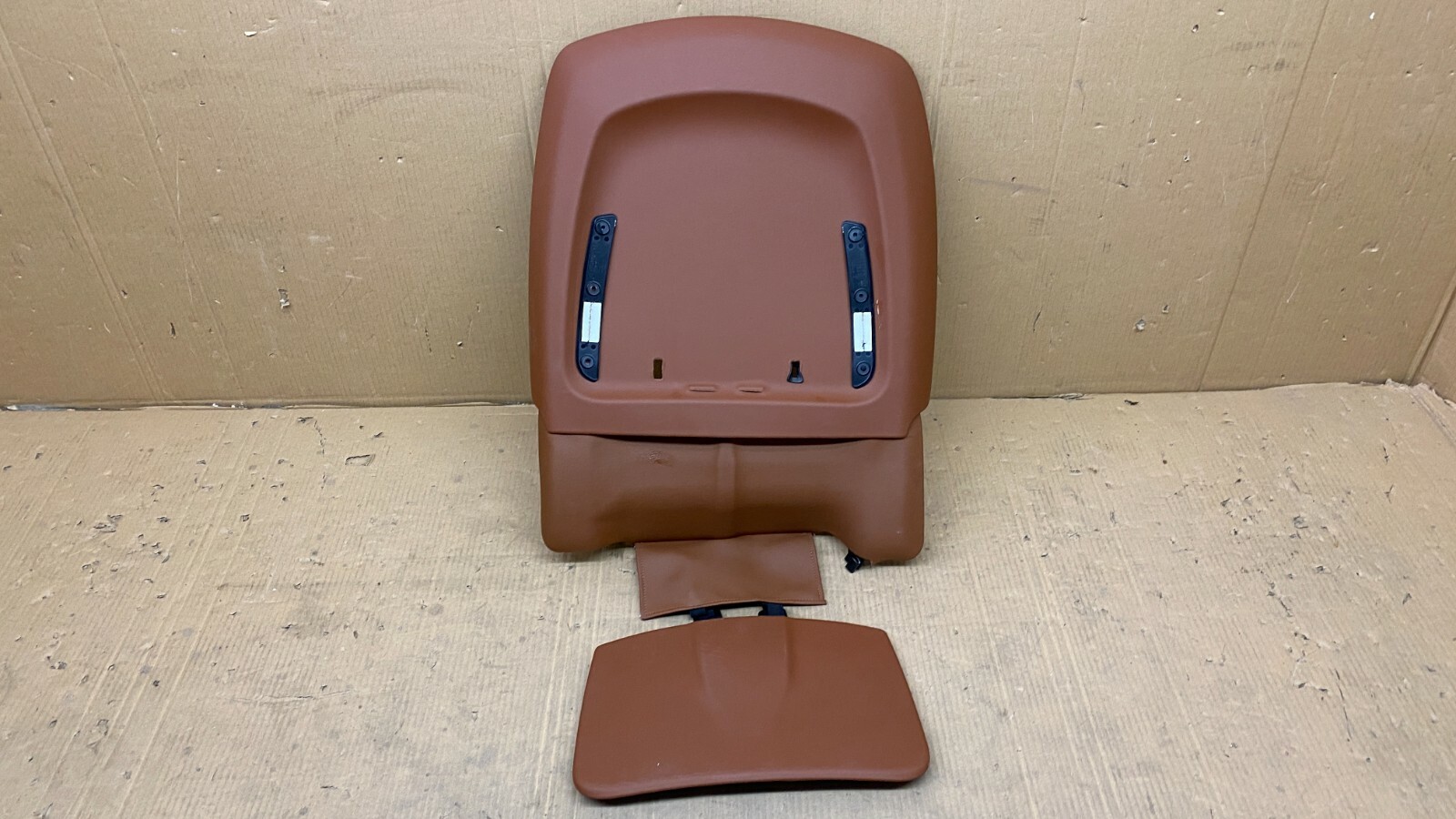 New 2014 - 2020 Maserati Quattroporte M156 Right Front seat seatback panel OEM