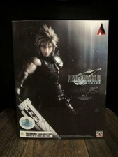 PLAY ARTS Final Fantasy VII Remake Cloud Strife figure Vol.1 Square enix