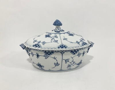 Royal Copenhagen Blue Fluted Full Lace 1109 Oval Soup Tureen Bowl With Lid CHIP