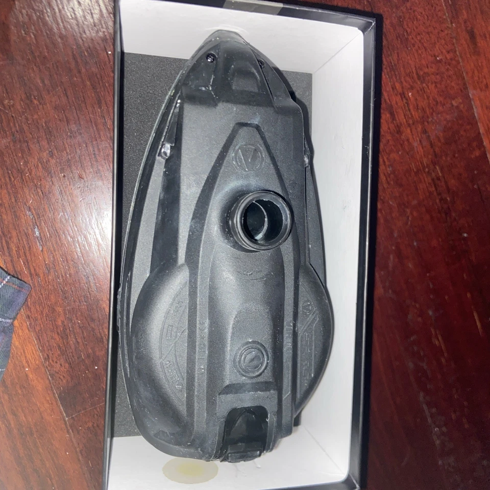 Погрузчик для пейнтбола Virtue Spire 3 III Hopper черный низкий профиль со сменной крышкой - Изображение 4 из 4