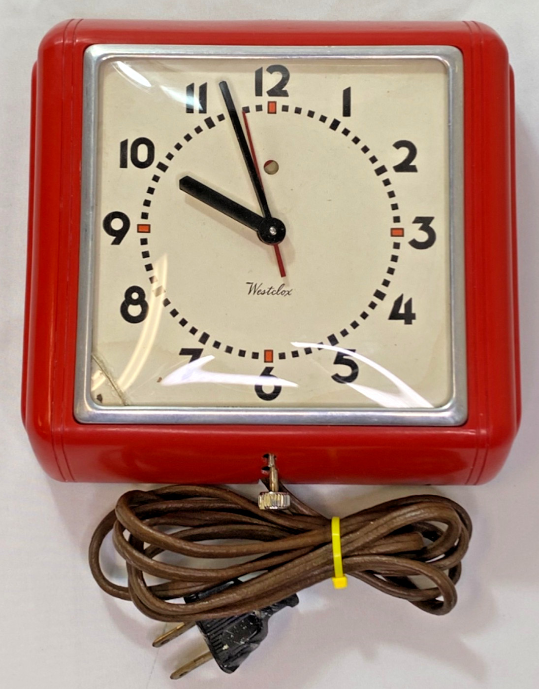 Vintage Red WESTCLOX Dunbar Square Metal Kitchen Wall Clock Convex Glass Face