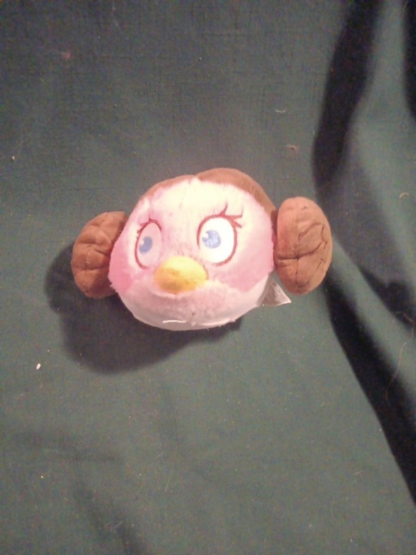 Commonwealth Angry Birds Star Wars Princess Leia Bird Plush Stuffed Animal