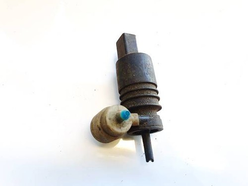 Waschwasserpumpe, Scheibenreinigung  Volkswagen Passat DE2836228-45