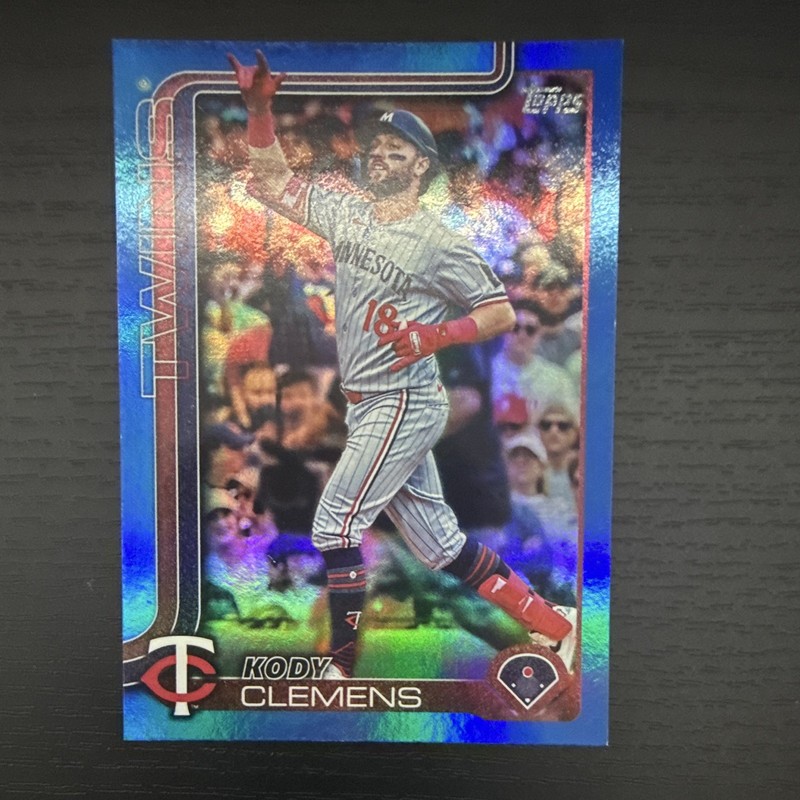 2025 Topps Update Kody Clemens Blue Rainbow Foil /150 #US208 Twins