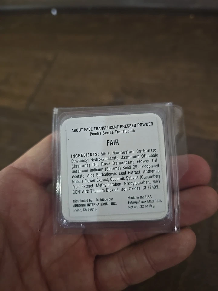 Arbonne Fair About Face Translucent Pressed Powder Refill - Image 2 of 3