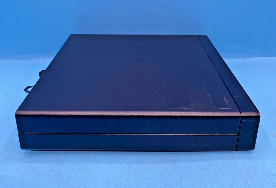 HP EliteDesk 705 G3 Mini PC AMD A10-8700E 16GB RAM - 240GB SSD - PSU (OFFERS OK) - Image 2 of 4