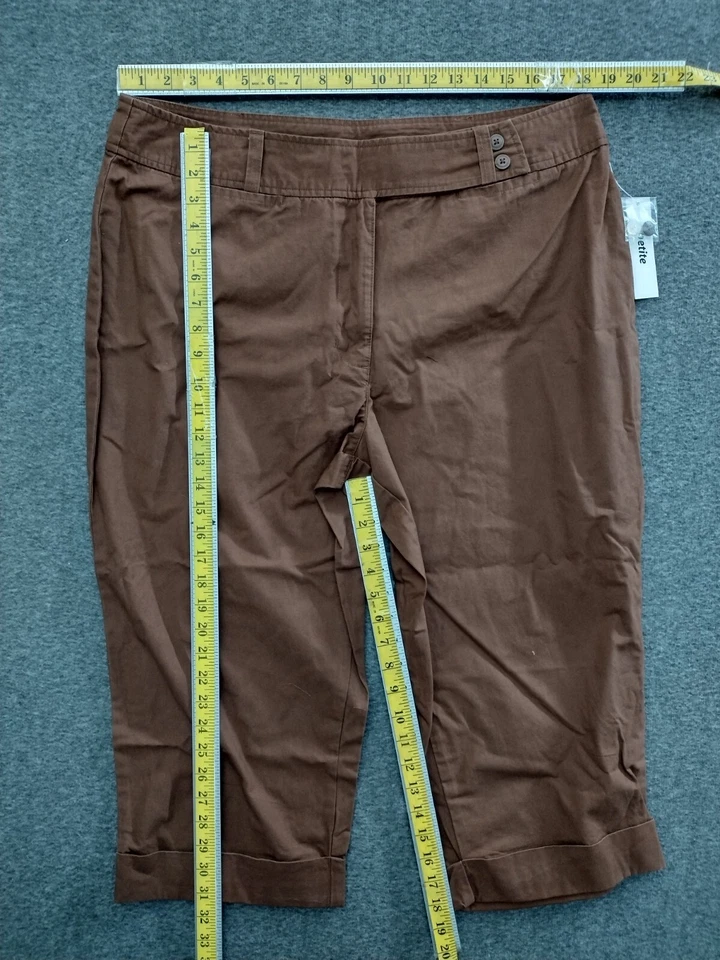 White Stag Women's Cotton 18 Petite Coral Cuffed Capri Pants Straight Leg - Image 4 of 4