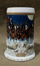 2005  Anheuser Busch Budweiser Holiday Christmas Beer Stein Clydesdales