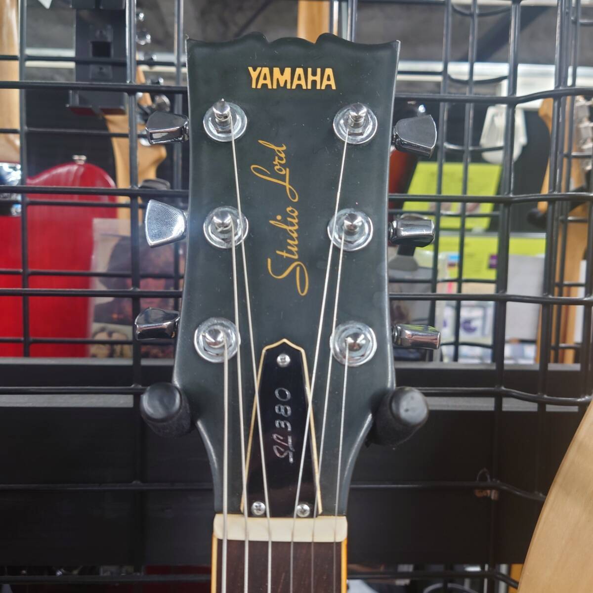 Electric Guitar Yamaha SL380 Les Paul Studio Lord Sunburst