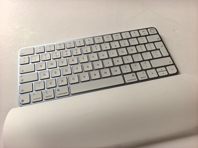 Apple Magic Keyboard with Touch ID for Mac models with M1/M2/M4
