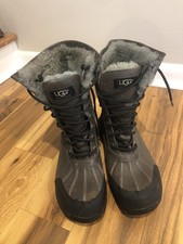 UGG 3052 Adirondack II Grey Suede Leather Shearling Lined Boots Women's Size 9