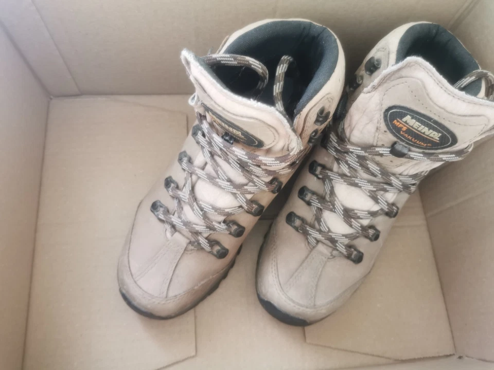 Meindl Wanderstiefel Gr. 38 Damen MFS Vakuum