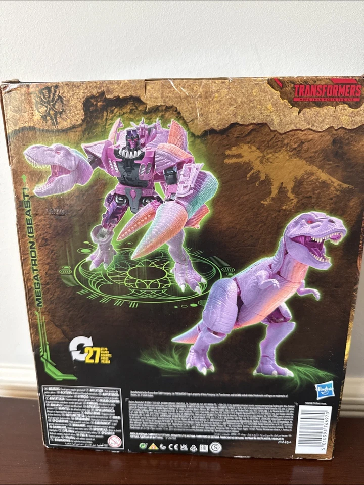 Takara Tomy Transformers Kingdom MEGATRON (Beast) Leader Class War for Cybertron - Image 4 of 4