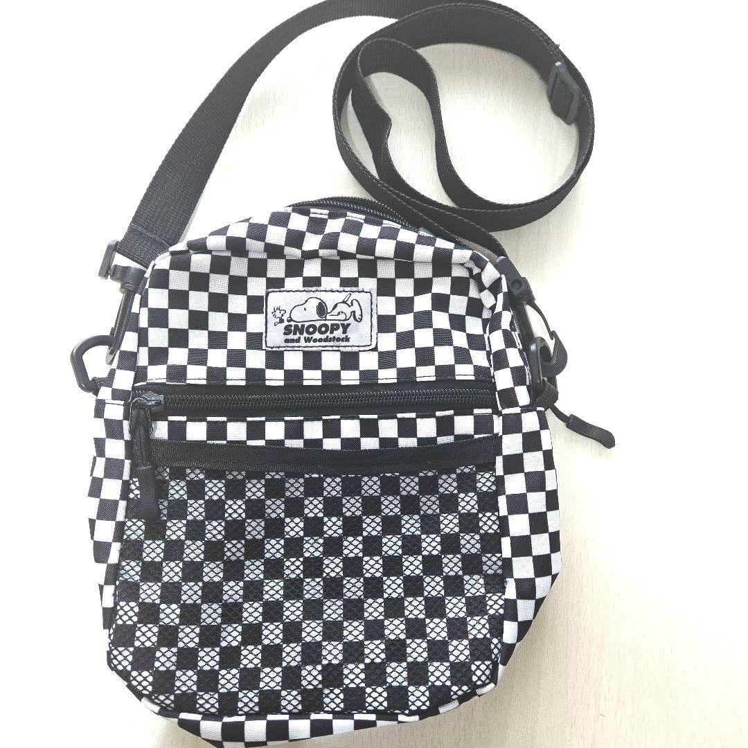 Peanuts Snoopy Checkered Pattern Shoulder Bag Poc… - image 1