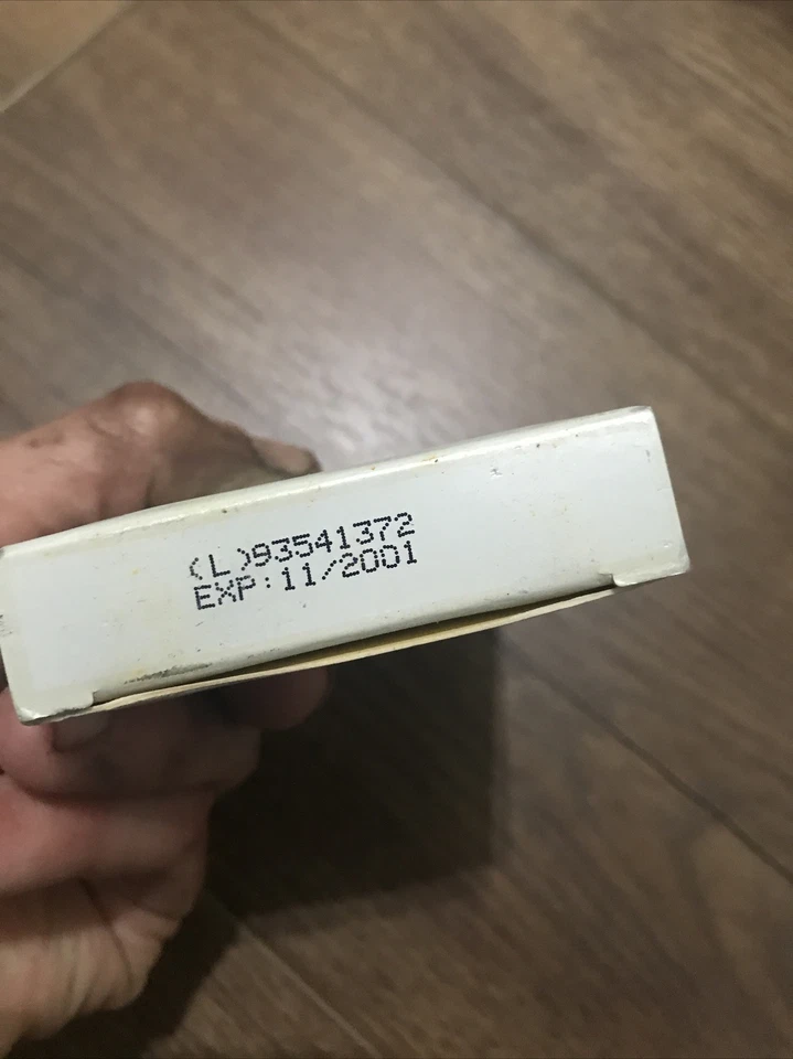 Oil Of Olay Complete Radiance Compact Foundation 82 Deep Honey, 0.31 Oz Exp 2001 - Image 4 of 4