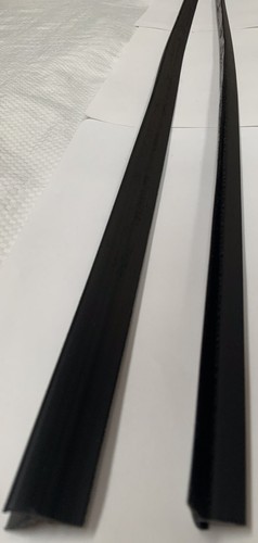 Austin 1100/1300 4dr Weather Seals External. Pair - Picture 3 of 3