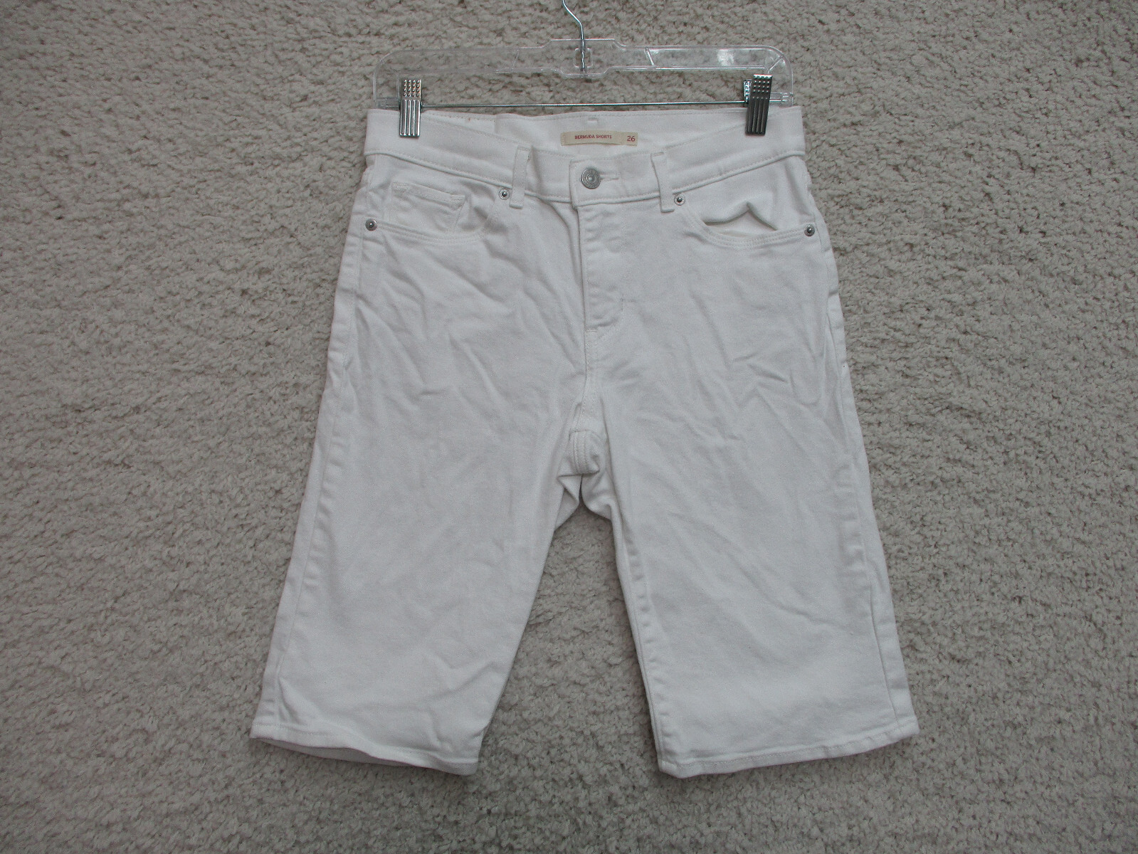 Levis Shorts 26 Mens White Bermuda Casual Cotton Chino Pockets Modern Fit Logo