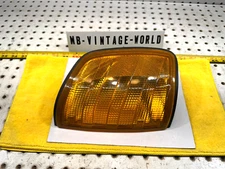 Genuine Mercedes 86-93 W124 C124 Front turn signal RIGHT Pass orange 1 Assembly