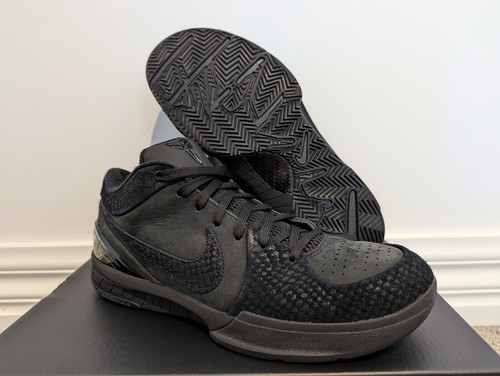 *USED* MENS NIKE KOBE IV PROTRO 4 SIZE US 9.5 GIFT OF MAMBA BLACK FQ3544-001