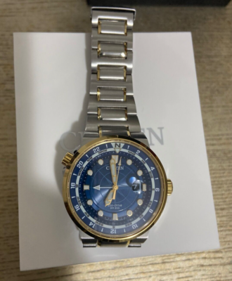 Citizen Eco drive WR 200 watch MENS 2 tone gold stainless steel