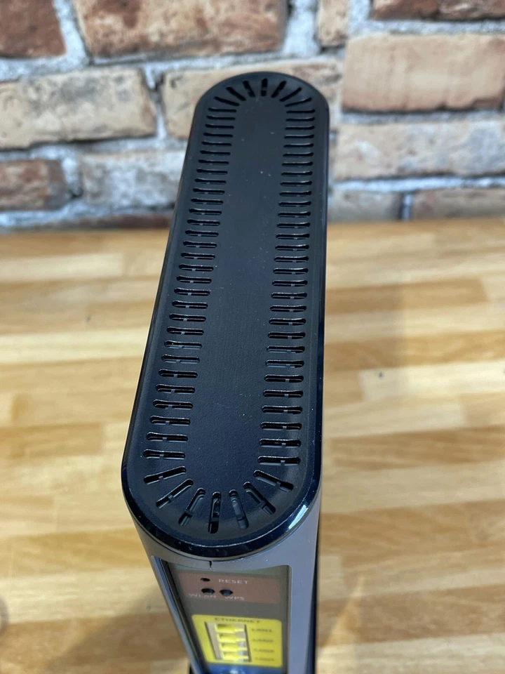 Motorola Model: MG7315 8x4 343 Mbps Plus N450 Wi-Fi Modem / Router tested - Image 4 of 4