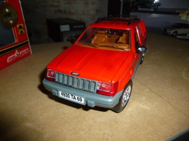 JEEP GRAND CHEROKEE 1996 MAJORETTE 1/18 - Photo 2/4