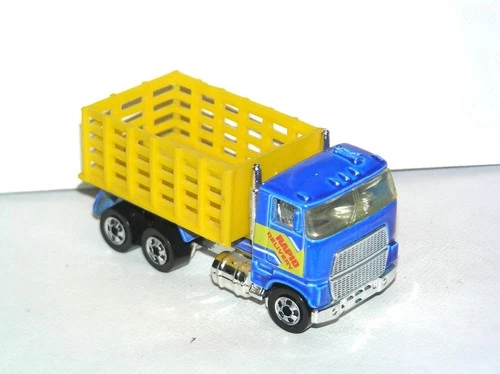 Vintage Hot Wheels Blackwall Rapid Delivery Stake Truck **PINK LIGHT SPECIAL**