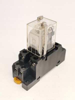 Omron LY2 Bipolar Relais 24V DC 10A 