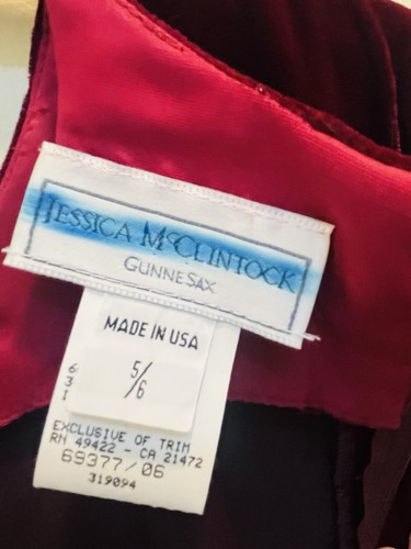Jessica McClintock Gunne Sax Ruby Red Velvet Victorian Dress w Lace Neck Trim - Picture 11 of 12
