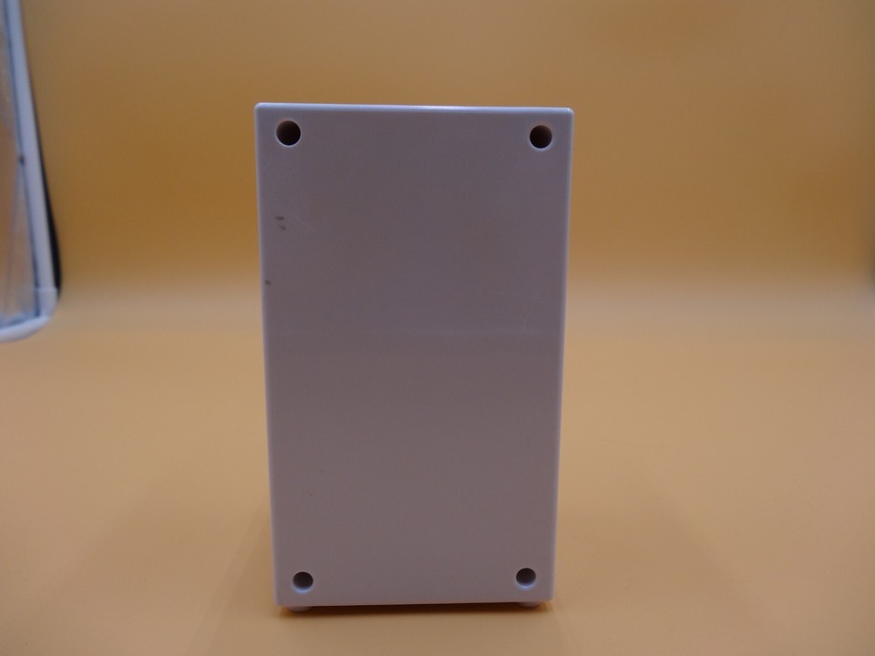 Rainbow High Doll House Washing Machine MGA 2021 Fits 12" Dolls White