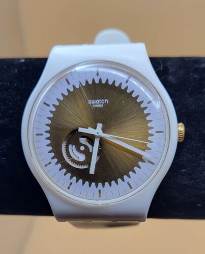 Swatch Originals Sunsplash Gold Skeleton Dial White Silicone Watch 41mm SUOW144 - Afbeelding 1 van 8