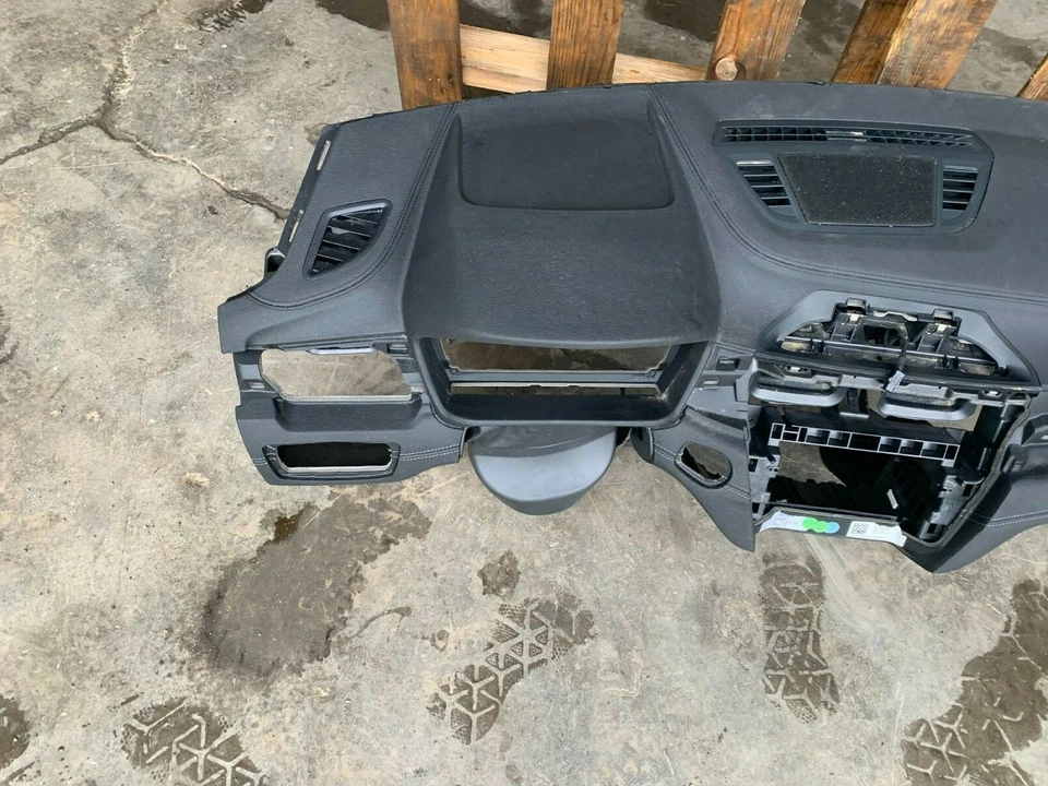 宝马 X1 X2 F48 F39 原始设备制造商 16-20 前皮革仪表板面板盖黑色 — 第 3/4 张图片